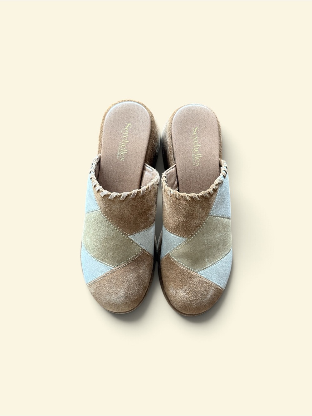 Seychelles Size 8 Women's Patchwork Suede Slip-On Mules in Beige & Light Blue